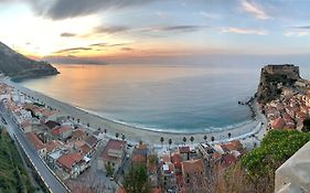 B&B Scilla Mare